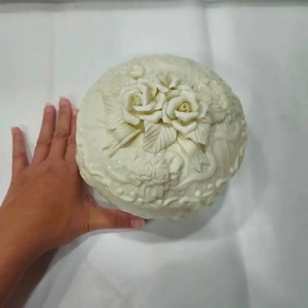 Unbranded beautiful cream